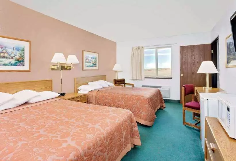 فندق Super 8 By Wyndham Cut Bank