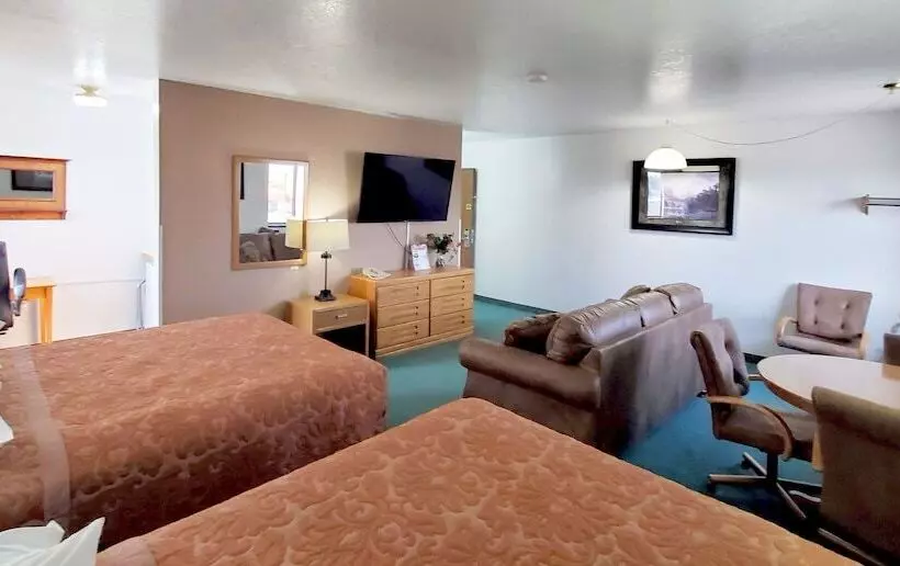 فندق Super 8 By Wyndham Cut Bank