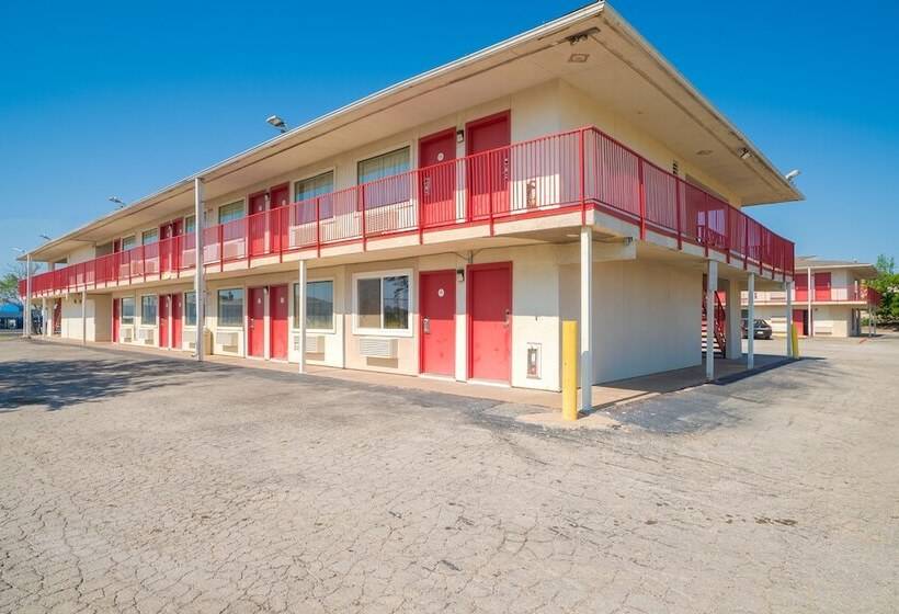 فندق على الطريق Days Inn By Wyndham Wichita Falls