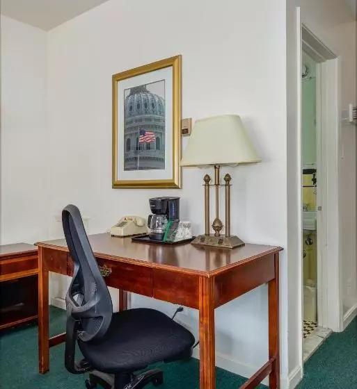 فندق على الطريق The Inn Of Rosslyn