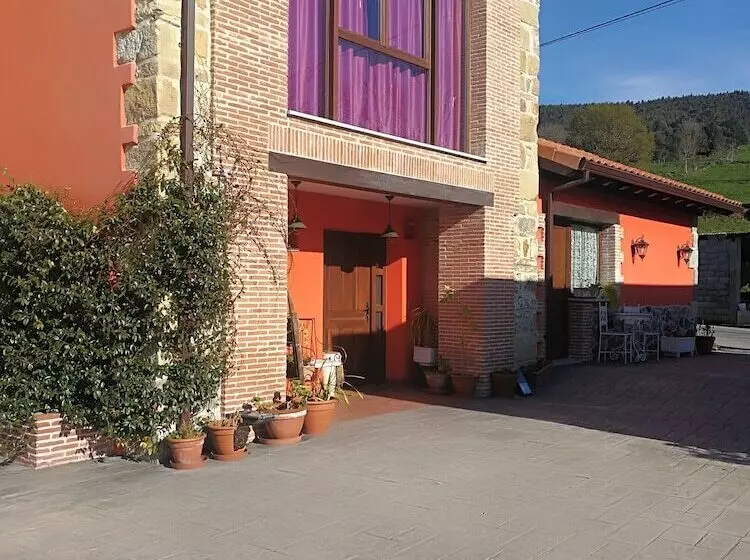 Aamiaismajoitus (B&B) Posada El Campo