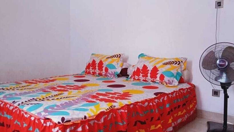 Pensjonat Almira Homestay