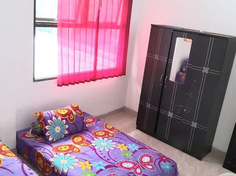 Pensjonat Almira Homestay