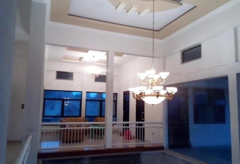 Pensjonat Almira Homestay