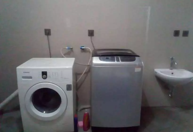 پانسیون Almira Homestay