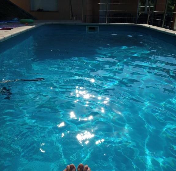 膳宿费 Can Menció Les Costes