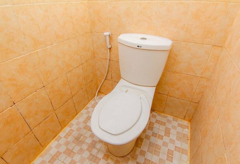 פנסיון JJ House Wahid Hasyim