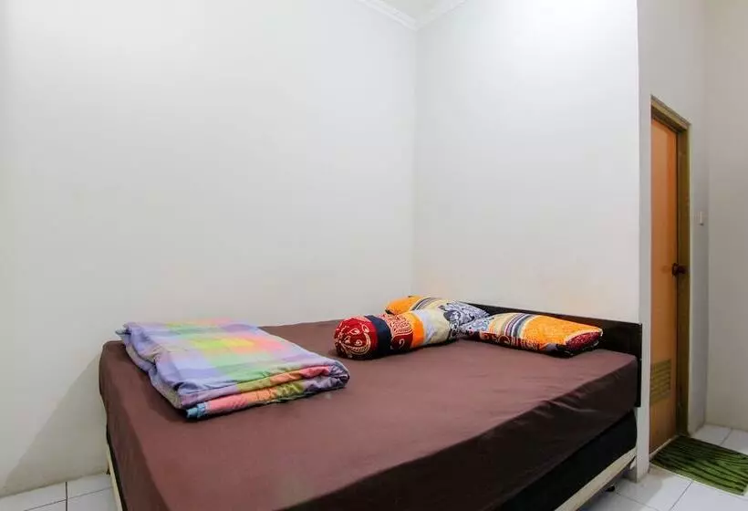 Majatalo JJ House Wahid Hasyim