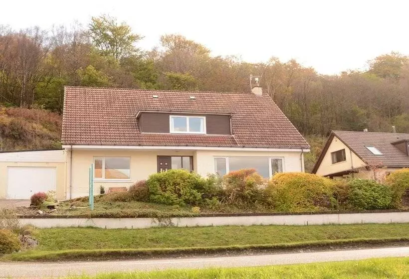 ペンション Torlinnhe Guest House