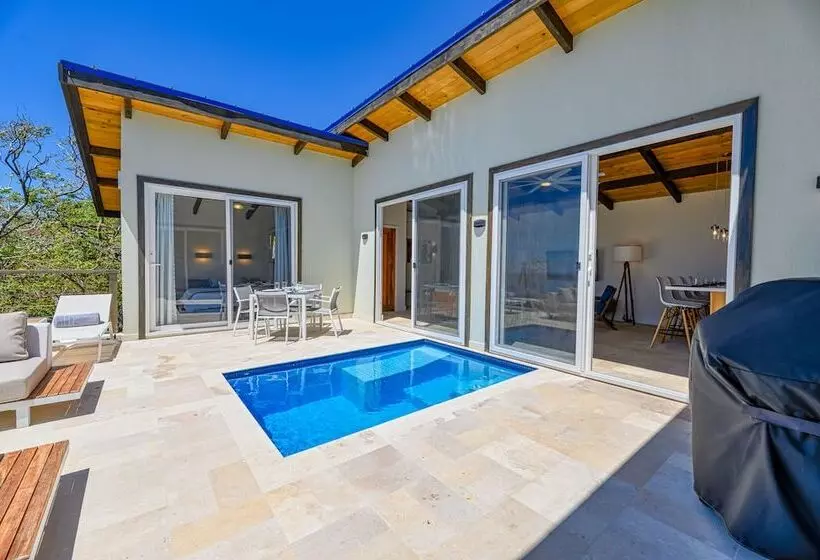 Villa Topaz