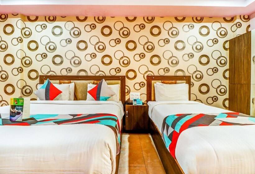 هتل Fabexpress B Square