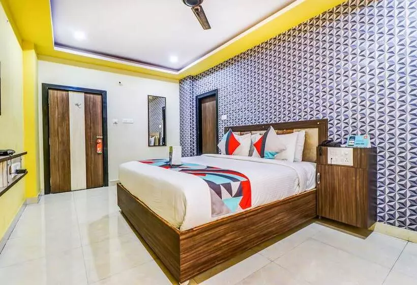 هتل Fabexpress B Square