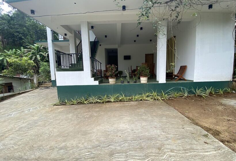 Otel Misty Elegance  Ella