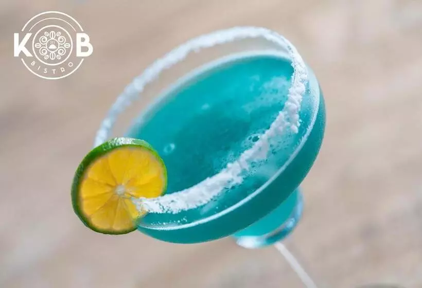 هتل Puntarenas Beach