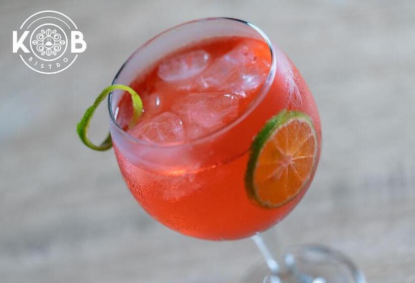 فندق Puntarenas Beach