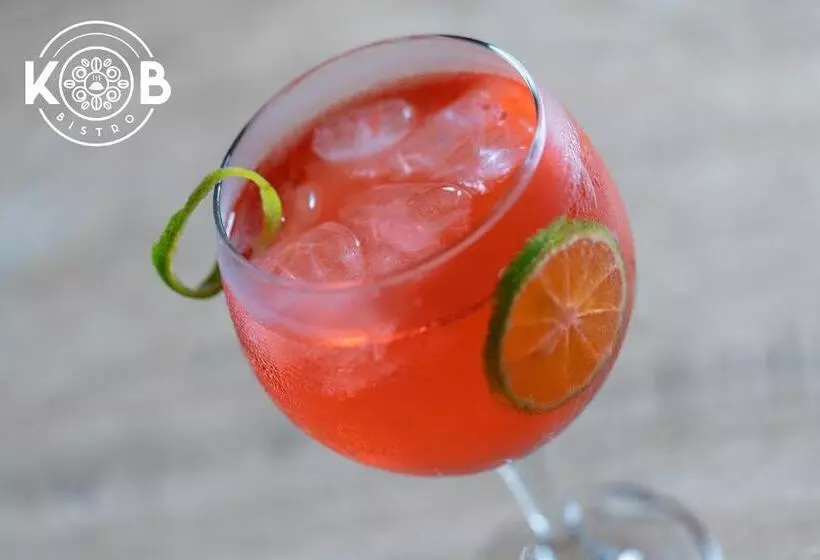 هتل Puntarenas Beach