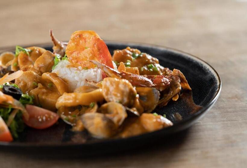 فندق Puntarenas Beach