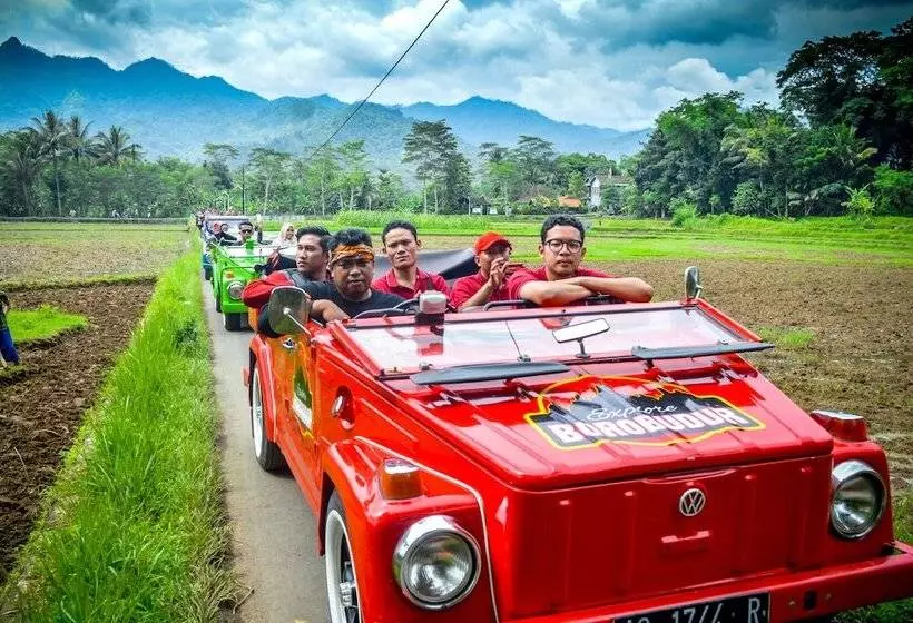 پانسیون Ndalem Tentrem