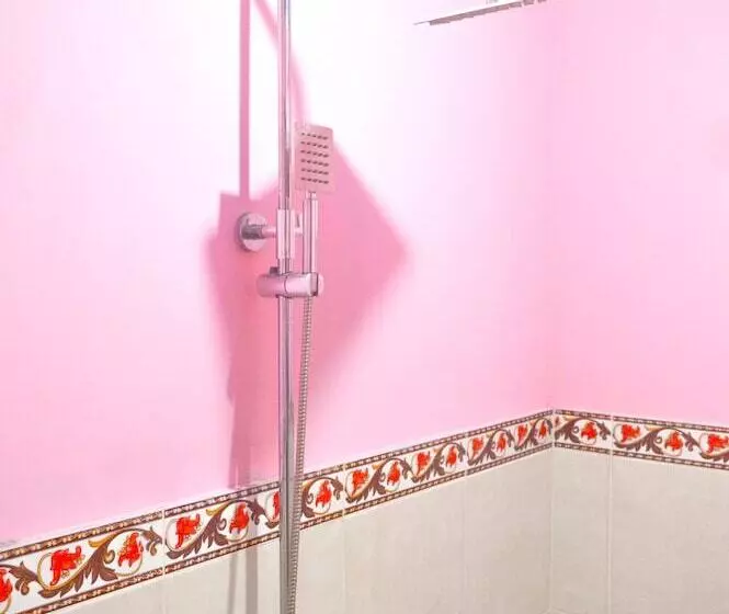 پانسیون Ndalem Tentrem