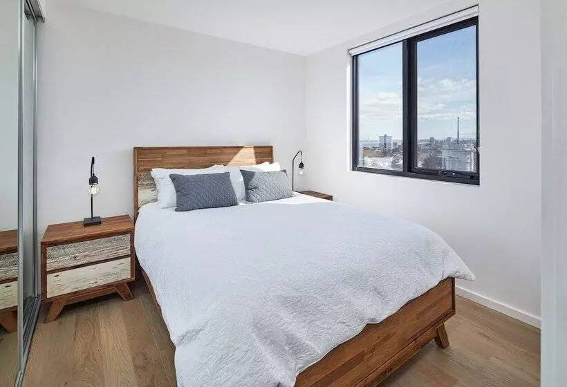 St Kilda By The Beach