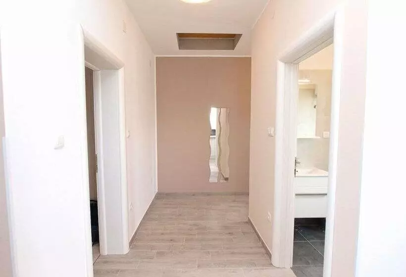 Apartment 1449