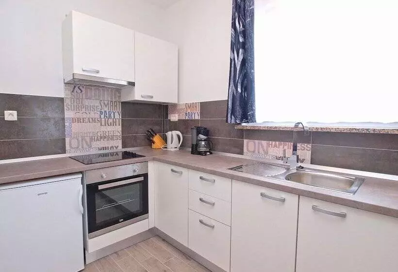 Apartment 1449