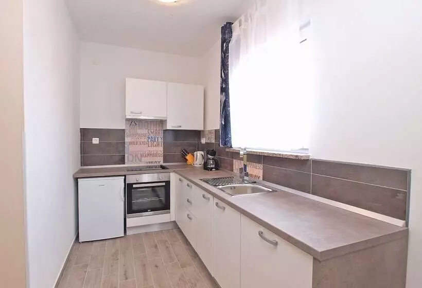 Apartment 1449