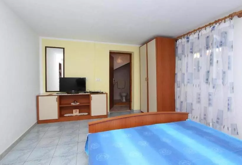 Apartments Eni