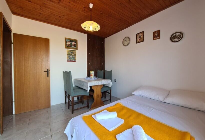 Apartments Zlatko 1397