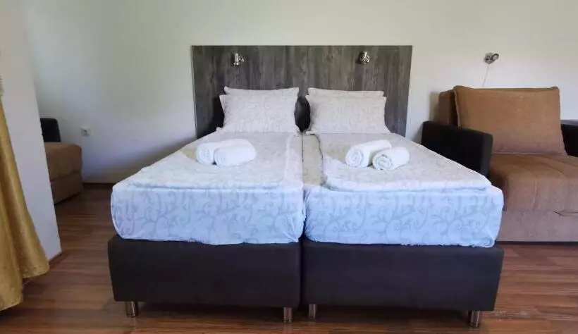 پانسیون Apartments Banjica