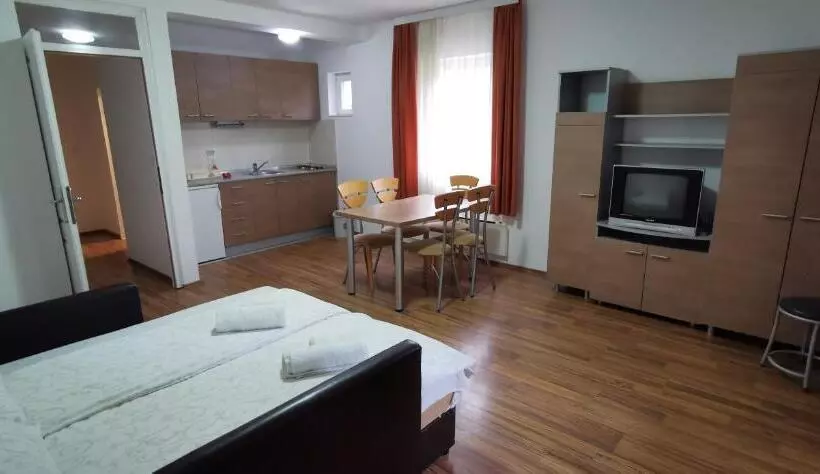 پانسیون Apartments Banjica