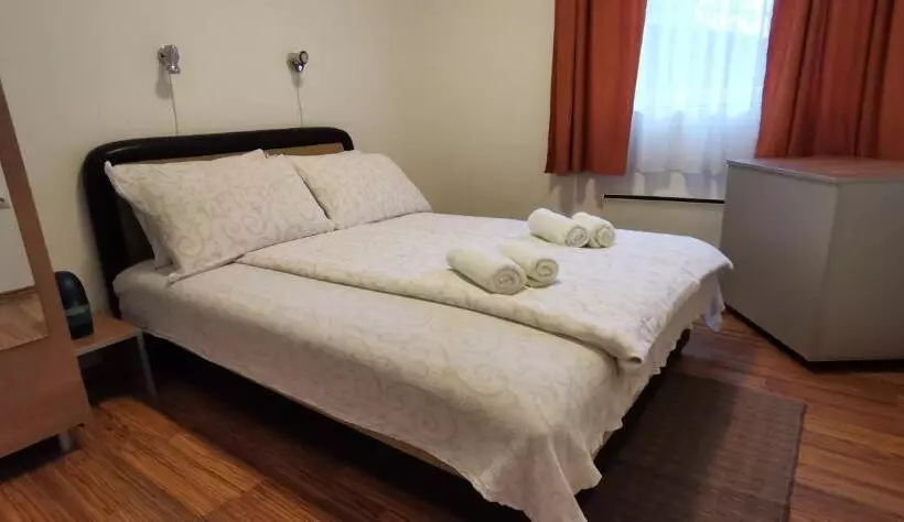 پانسیون Apartments Banjica