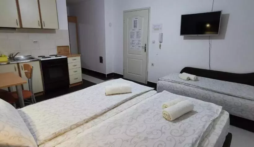 پانسیون Apartments Banjica