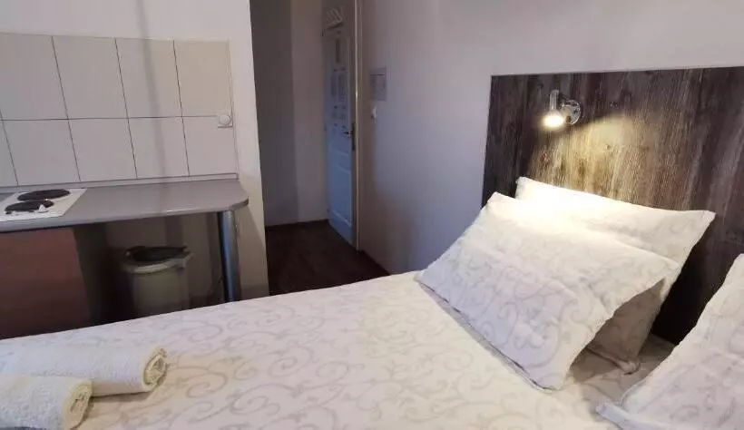 پانسیون Apartments Banjica