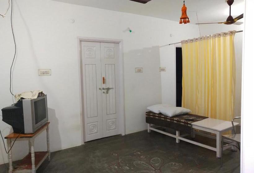 Nocleg ze śniadaniem Mayurapriya Inn