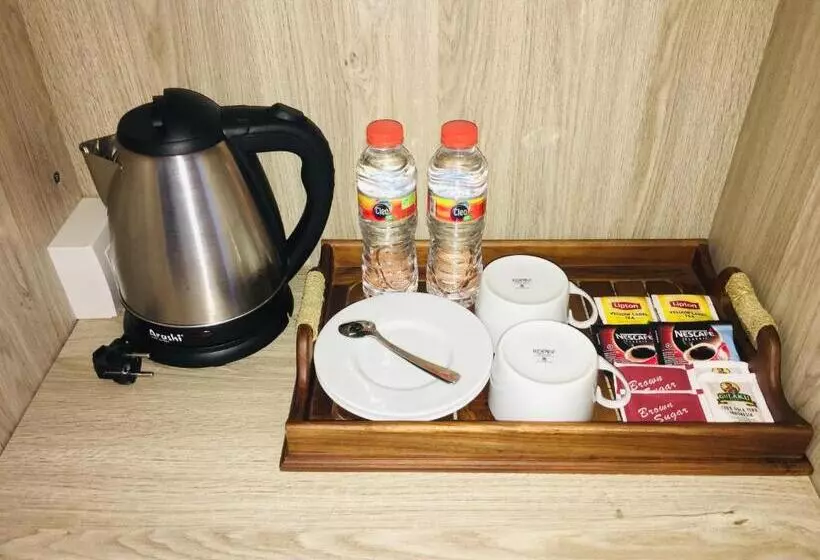 ホテル D Sarian Seminyak