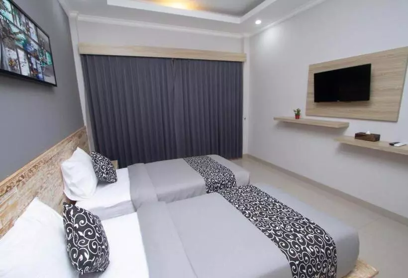 ホテル D Sarian Seminyak