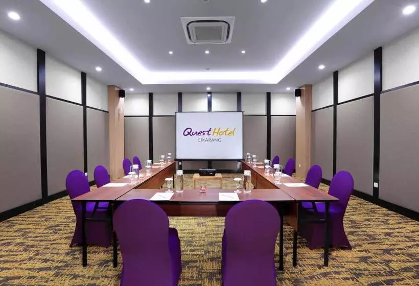 ホテル Quest Prime Cikarang By Aston