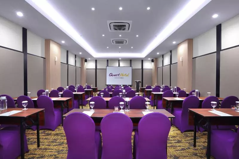 ホテル Quest Prime Cikarang By Aston