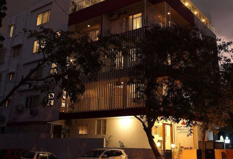 호텔 Crimson Lotus Bangalore