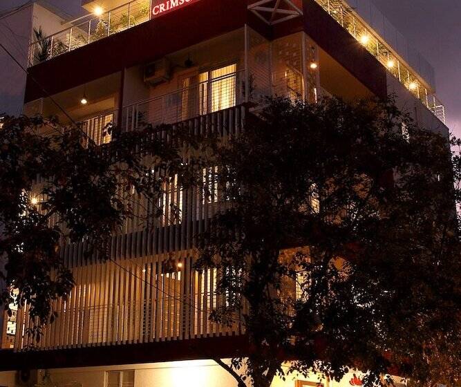 호텔 Crimson Lotus Bangalore