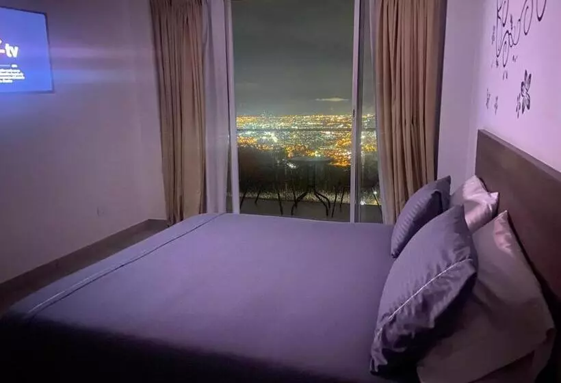 ホテル Entre Lomas