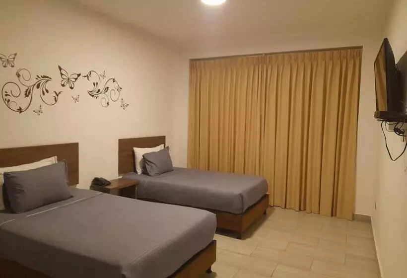 ホテル Entre Lomas