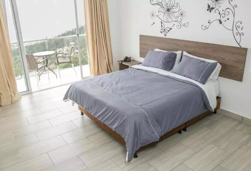 ホテル Entre Lomas