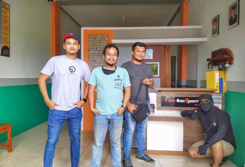 I Am Backpacker Hostel