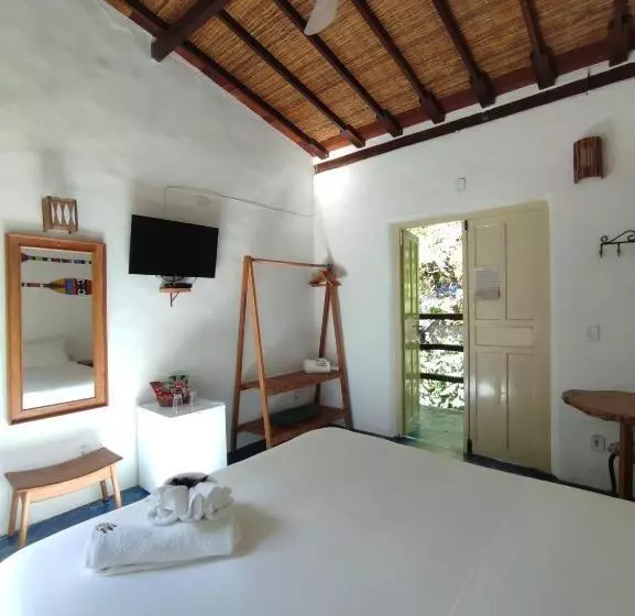 ペンション Pousada Carmelitha