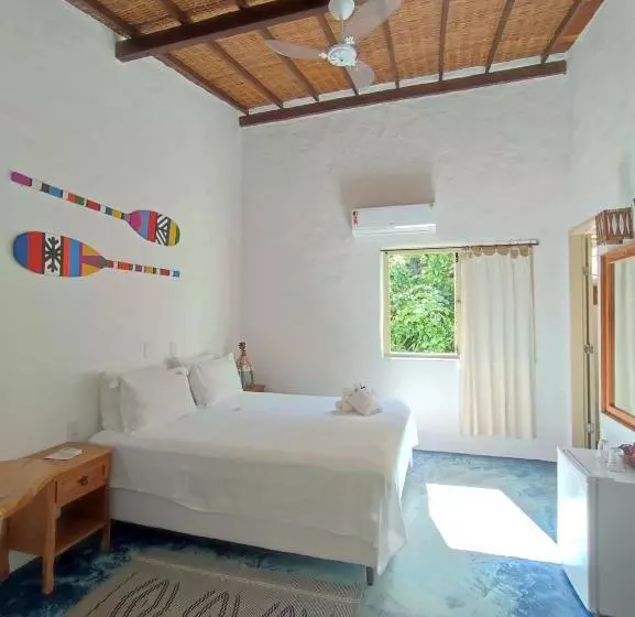 ペンション Pousada Carmelitha