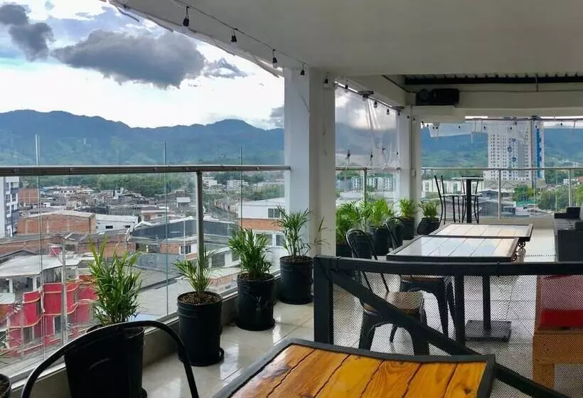 Hotelli Pradera Plaza