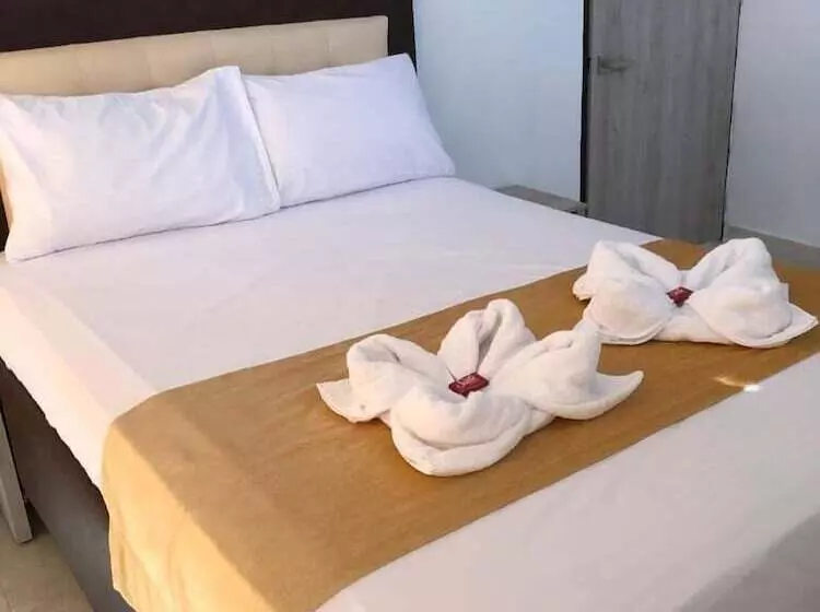 Hotelli Pradera Plaza