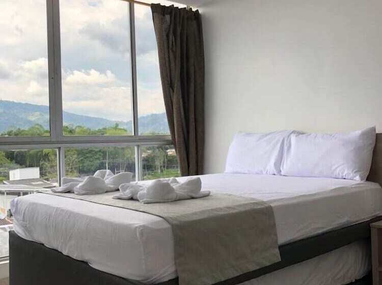 酒店 Pradera Plaza